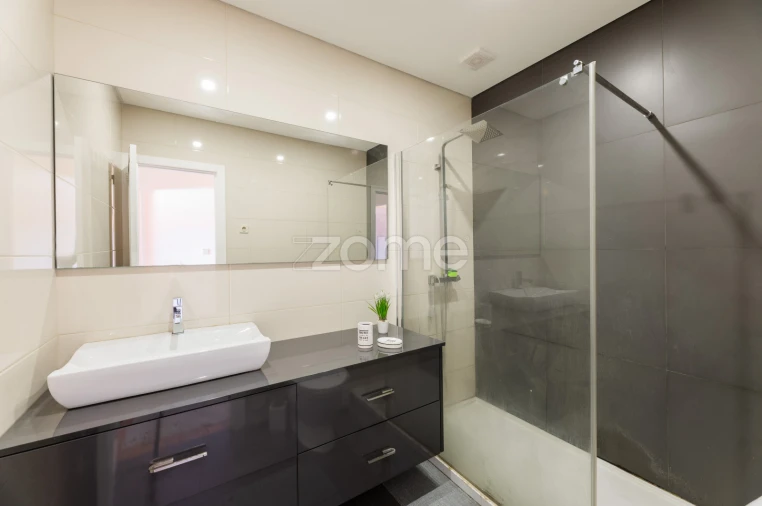 Apartamento T4 para Venda em Ponte da Barca, V.N. Muía, Paço Vedro Magalhães Foto 18