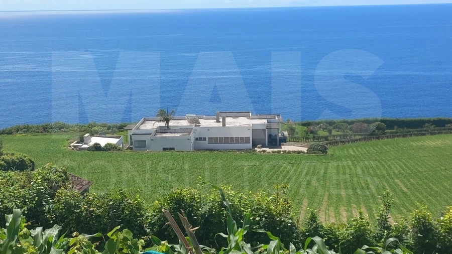 Terreno para Venda em Ponta Garça