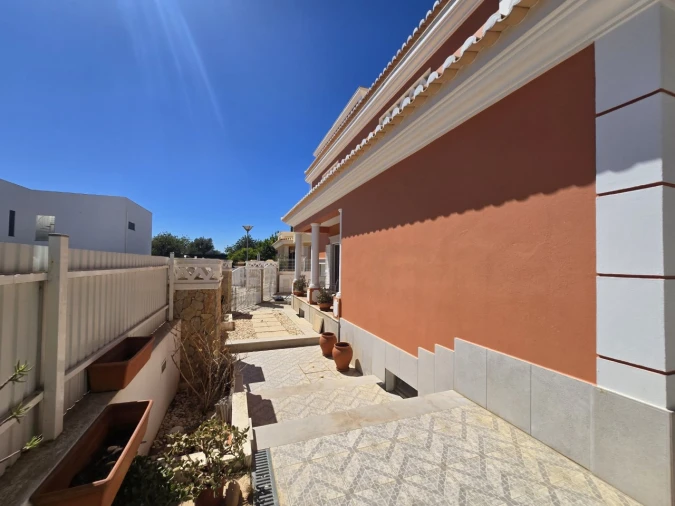 Moradia T4 para Venda em Tavira (Santa Maria e Santiago) Foto 4