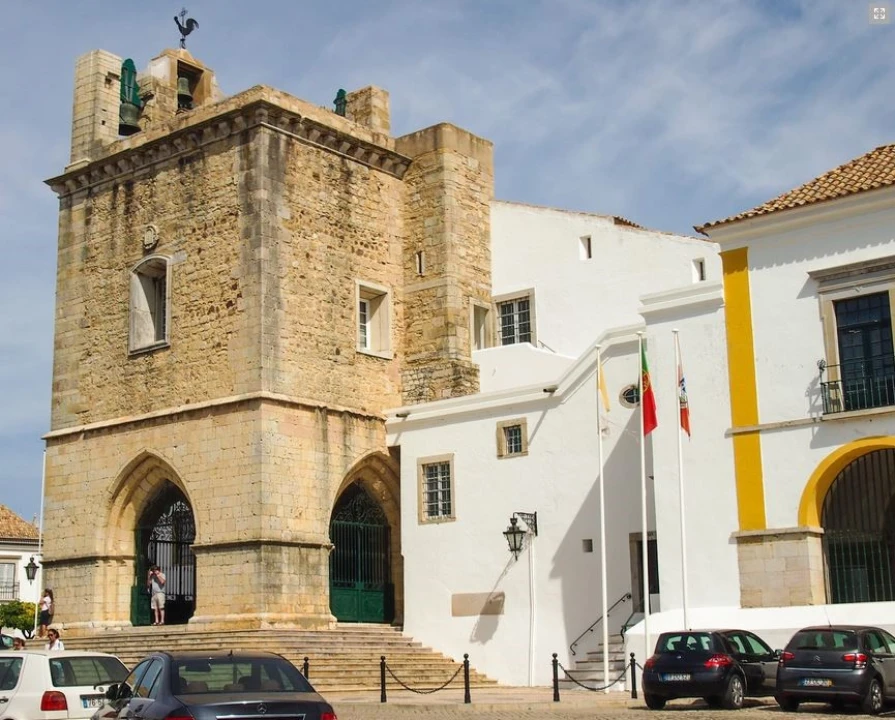 Moradia T10 para Venda em Faro (Sé e São Pedro) Foto 14