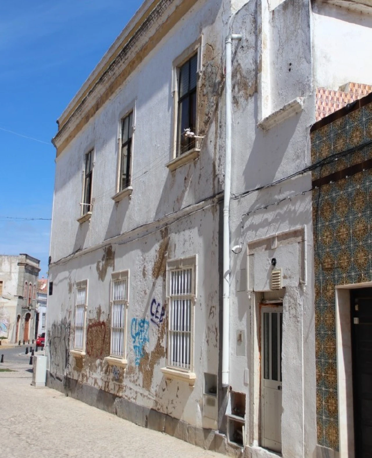 Moradia T10 para Venda em Faro (Sé e São Pedro) Foto 2