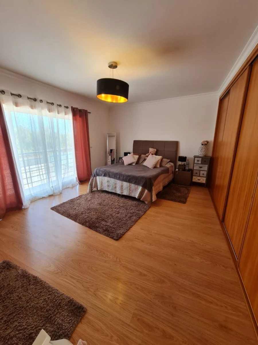 Moradia T3 para Venda em Vila Nova de Cacela Foto 7