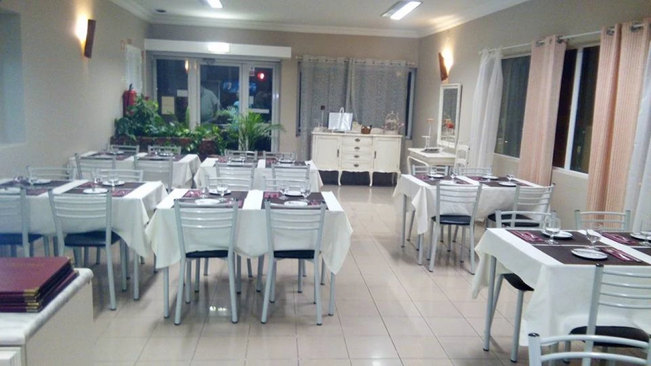 Moradia T4 para Venda em Luz de Tavira e Santo Estêvão Foto 6