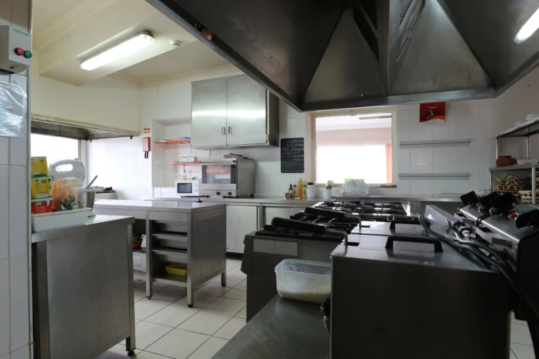 Moradia T4 para Venda em Luz de Tavira e Santo Estêvão Foto 11