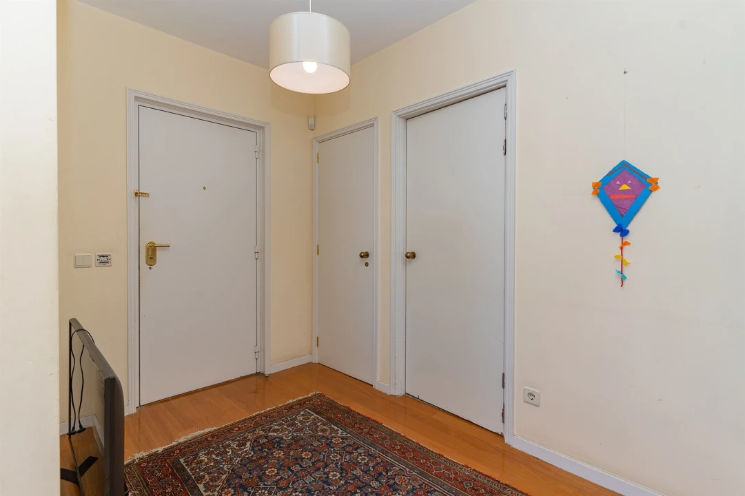 Apartamento T2 para Venda em Aldoar, Foz do Douro e Nevogilde Foto 2