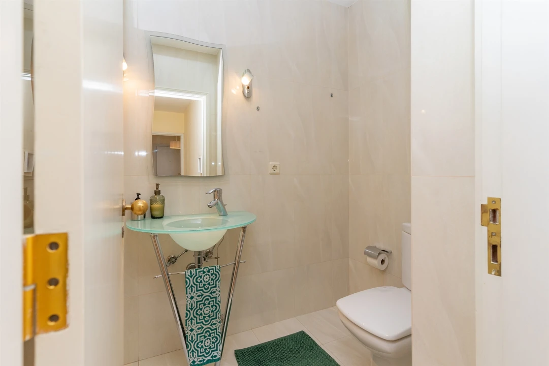 Apartamento T2 para Venda em Aldoar, Foz do Douro e Nevogilde Foto 22