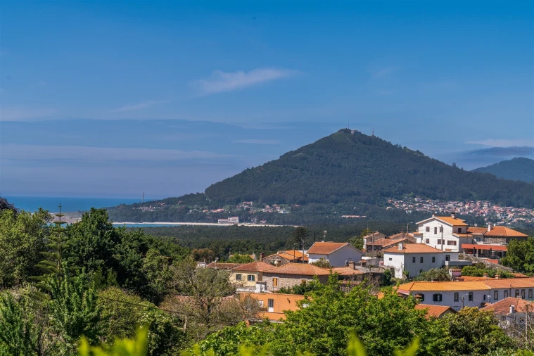 Terreno para Venda em Moledo e Cristelo Foto 2