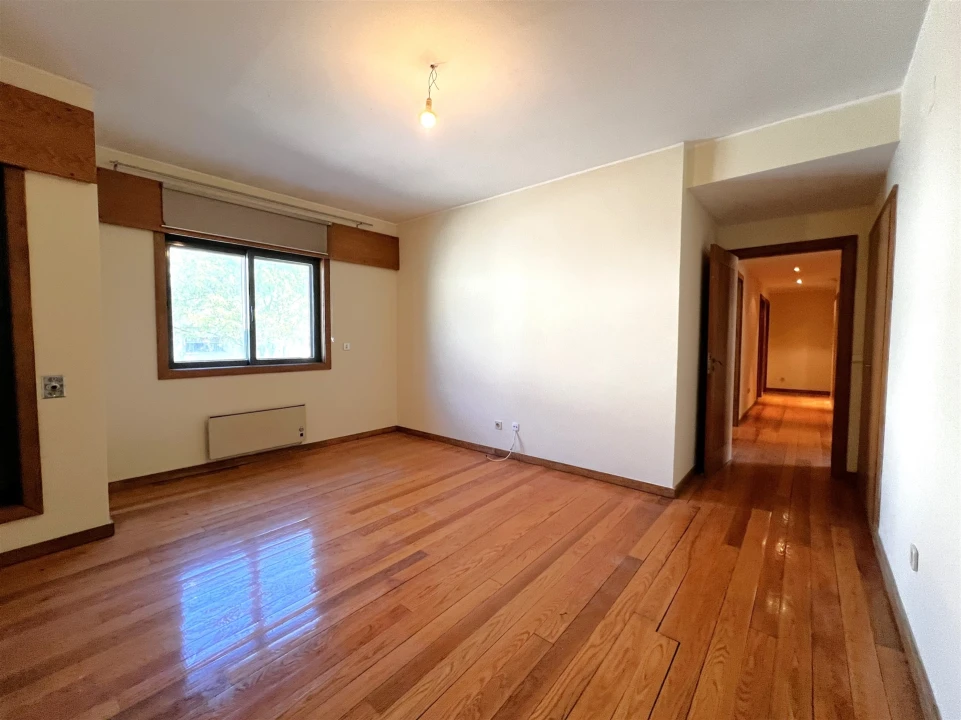 Apartamento T4 para Venda em Aldoar, Foz do Douro e Nevogilde Foto 23
