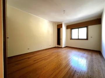 Apartamento T4 para Venda em Aldoar, Foz do Douro e Nevogilde