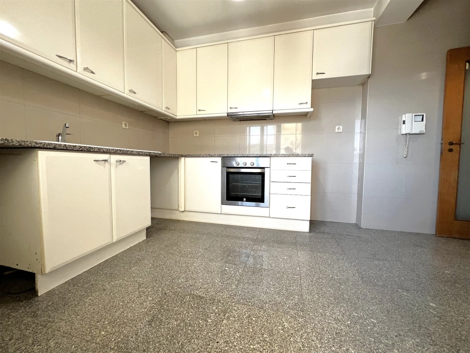 Apartamento T4 para Venda em Aldoar, Foz do Douro e Nevogilde Foto 25