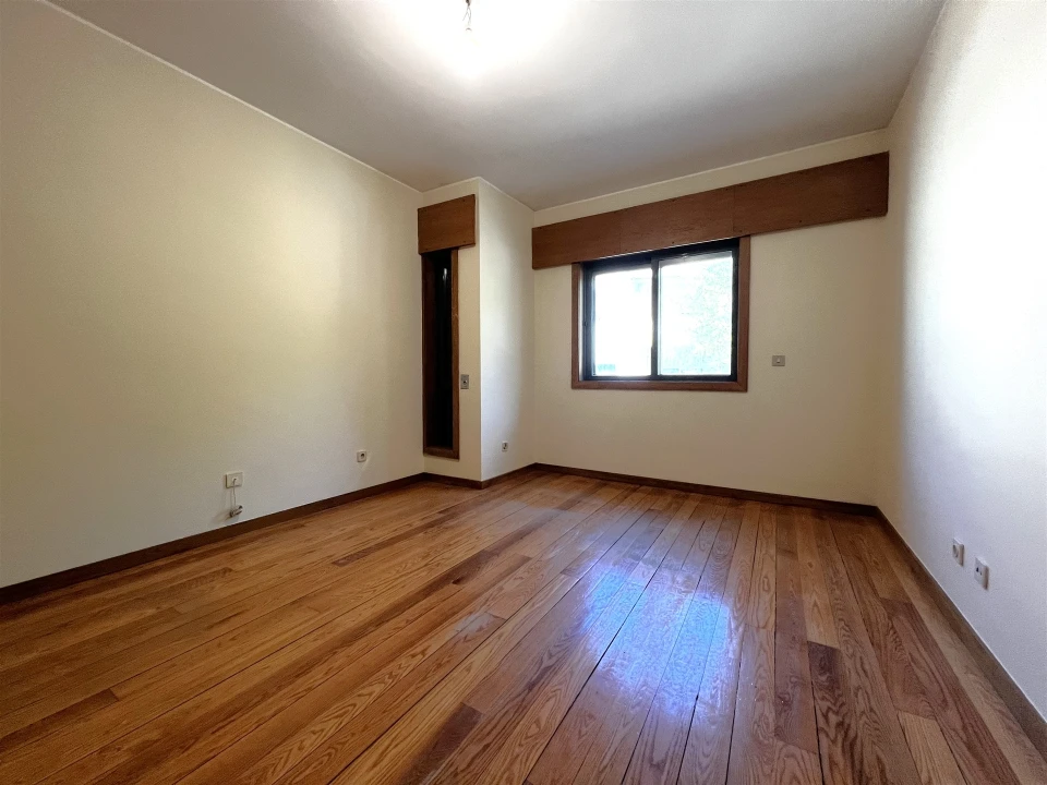 Apartamento T4 para Venda em Aldoar, Foz do Douro e Nevogilde Foto 16