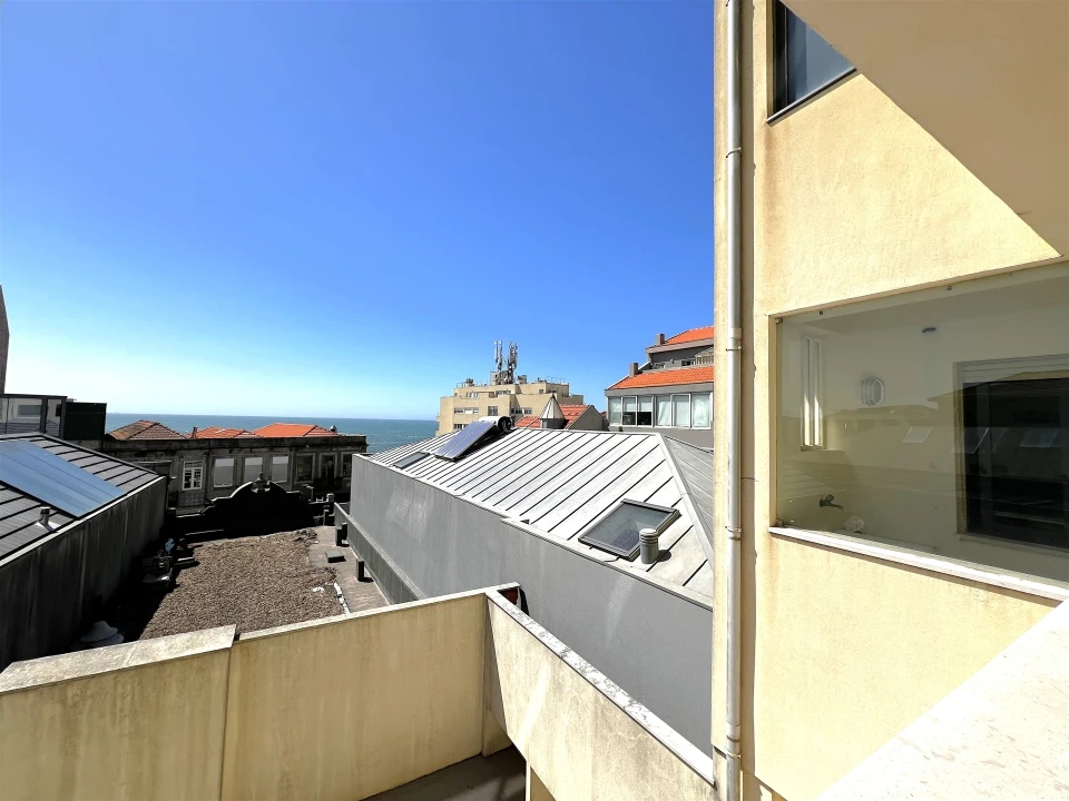 Apartamento T4 para Venda em Aldoar, Foz do Douro e Nevogilde Foto 1
