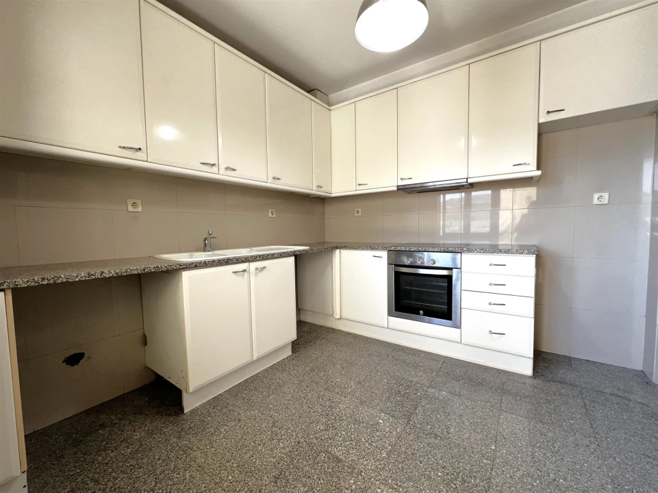 Apartamento T4 para Venda em Aldoar, Foz do Douro e Nevogilde Foto 26