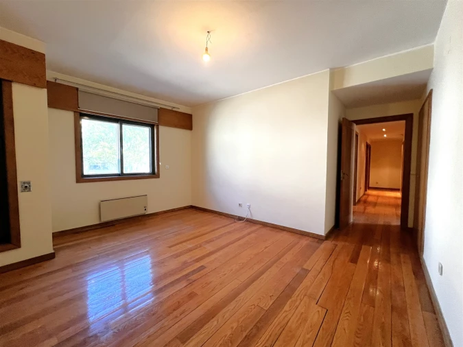 Apartamento T4 para Venda em Aldoar, Foz do Douro e Nevogilde Foto 23