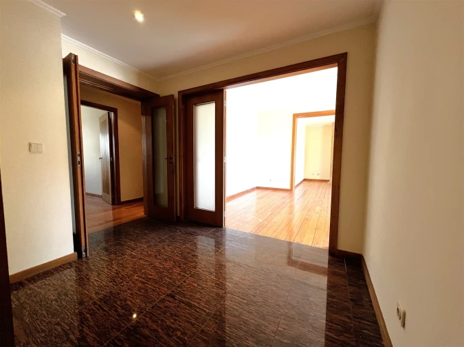 Apartamento T4 para Venda em Aldoar, Foz do Douro e Nevogilde Foto 7