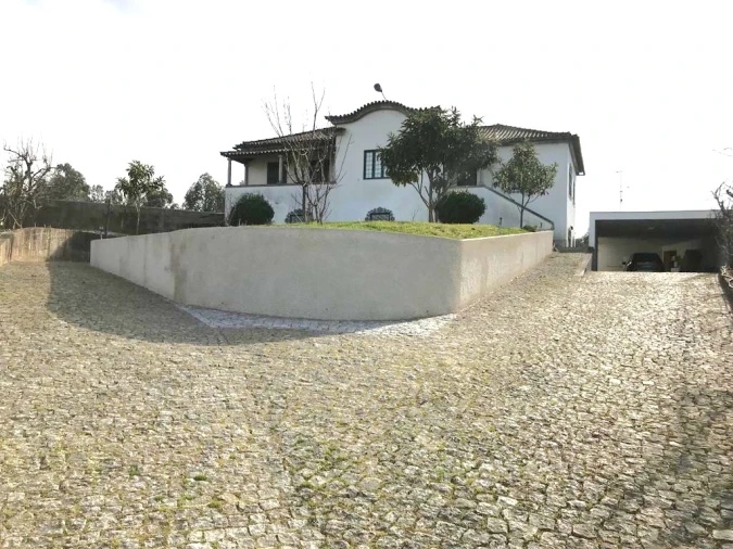 Quinta T6 para Venda em Amarante (São Gonçalo), Madalena, Cepelos e Gatão Foto 2