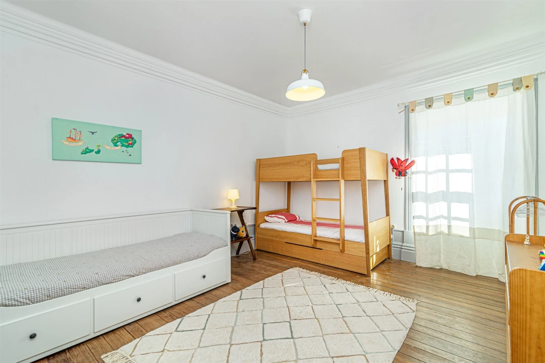 Moradia T5 para Venda em Avantos e Romeu Foto 31