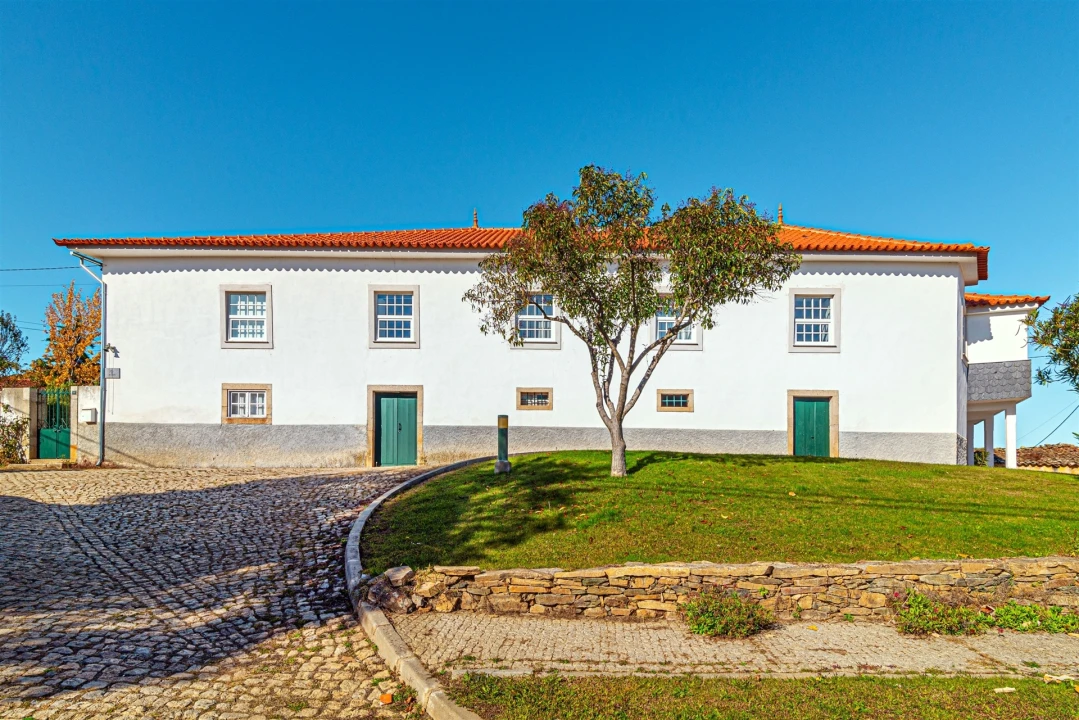 Moradia T5 para Venda em Avantos e Romeu Foto 46