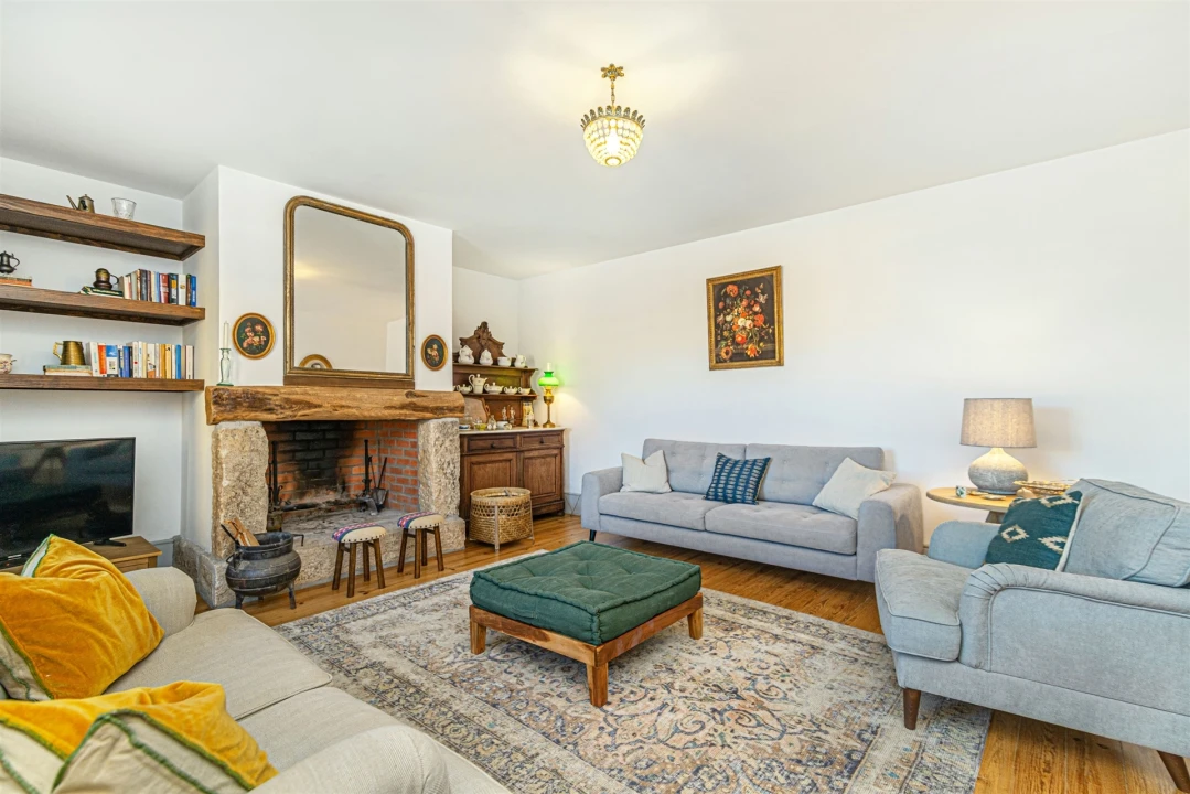 Moradia T5 para Venda em Avantos e Romeu Foto 40