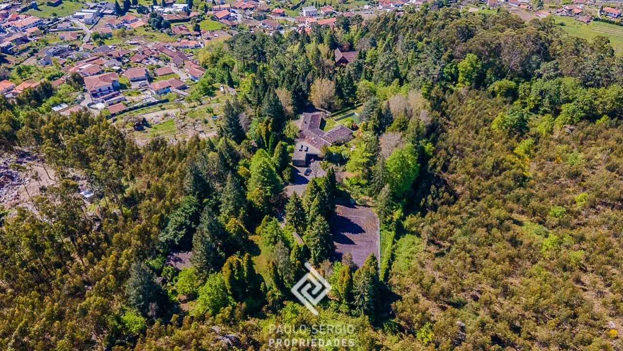 Moradia T6 para Venda em Abação e Gémeos Foto 28