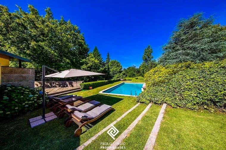 Moradia T6 para Venda em Abação e Gémeos Foto 21