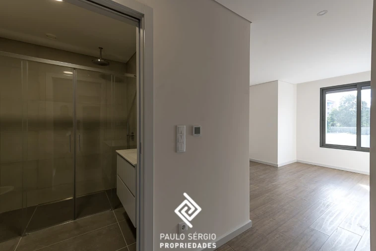 Apartamento T3 para Venda em Cedofeita, Santo Ildefonso, Sé, Miragaia, São Nicolau e Vitória Foto 9