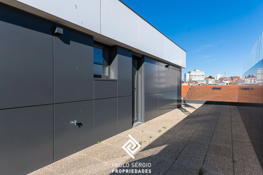 Apartamento T4 para Venda em Ramalde Foto 11