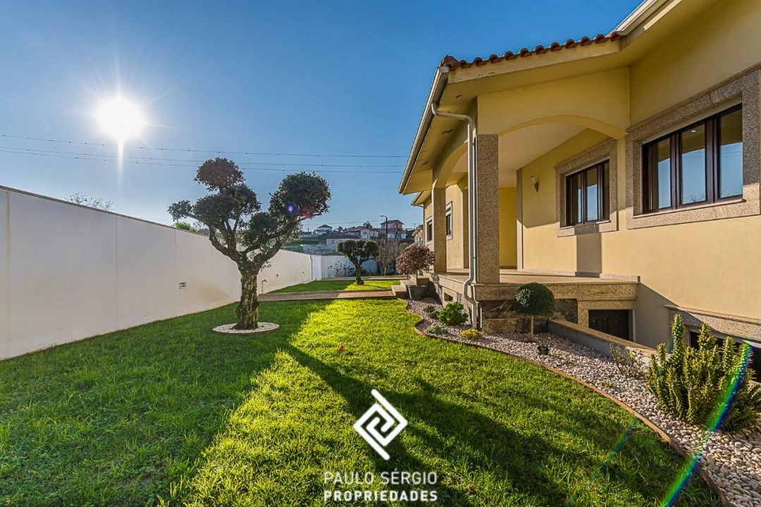 Moradia T3 para Venda em Ribeirão Foto 4