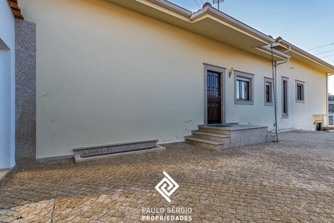 Moradia T3 para Venda em Ribeirão Foto 6