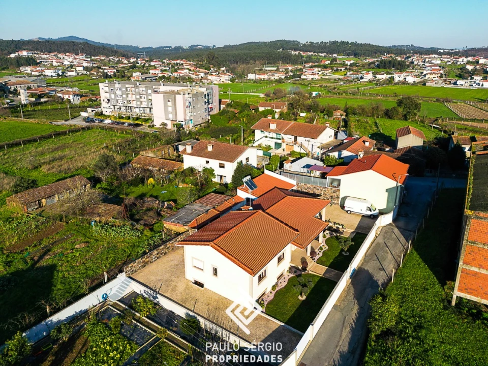 Moradia T3 para Venda em Ribeirão Foto 35