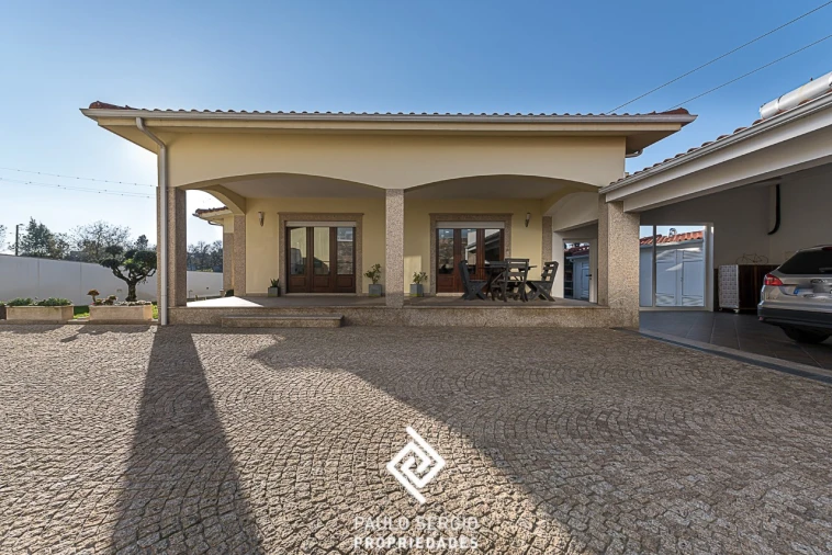 Moradia T3 para Venda em Ribeirão Foto 7