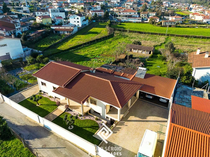 Moradia T3 para Venda em Ribeirão Foto 2