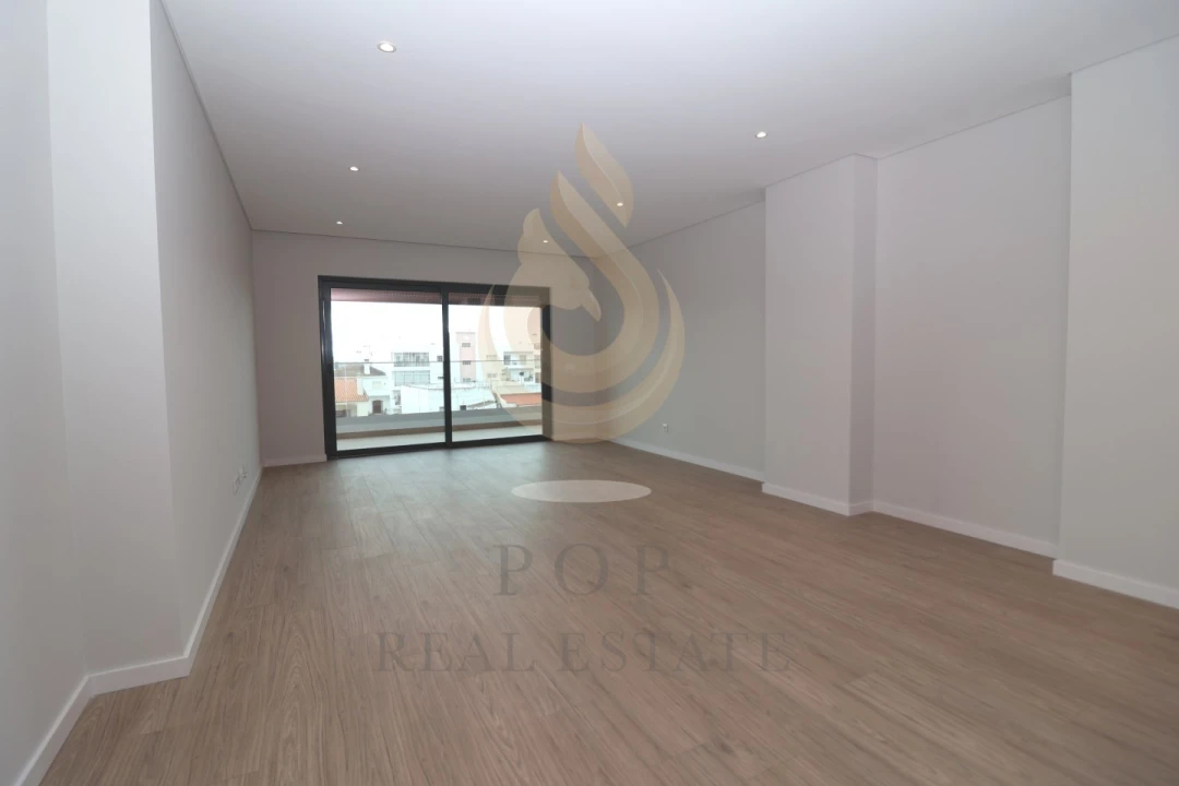 Apartamento T3 para Venda em Montenegro Foto 3