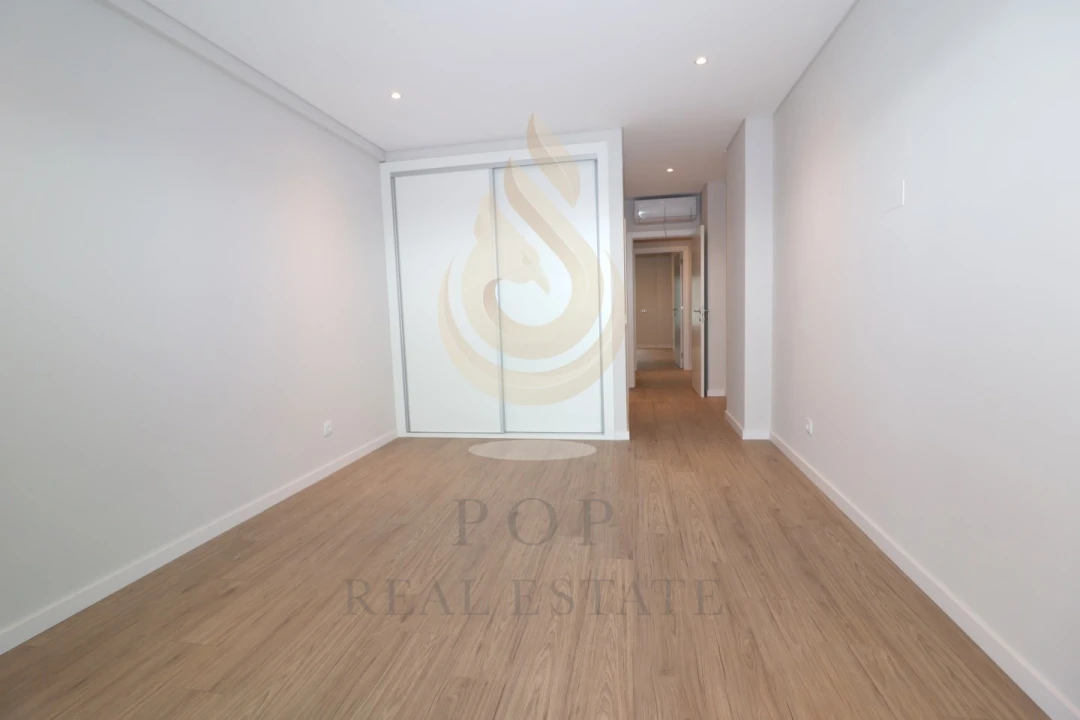 Apartamento T3 para Venda em Montenegro Foto 15