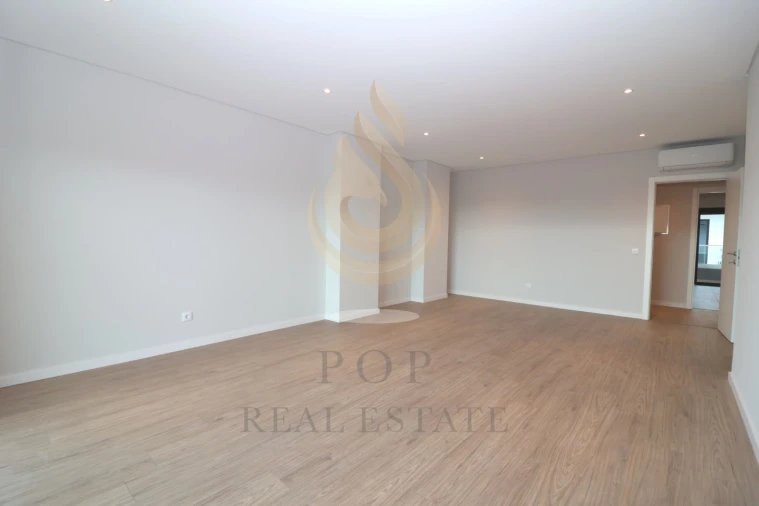 Apartamento T3 para Venda em Montenegro Foto 2