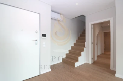 Apartamento T2 para Venda em Montenegro