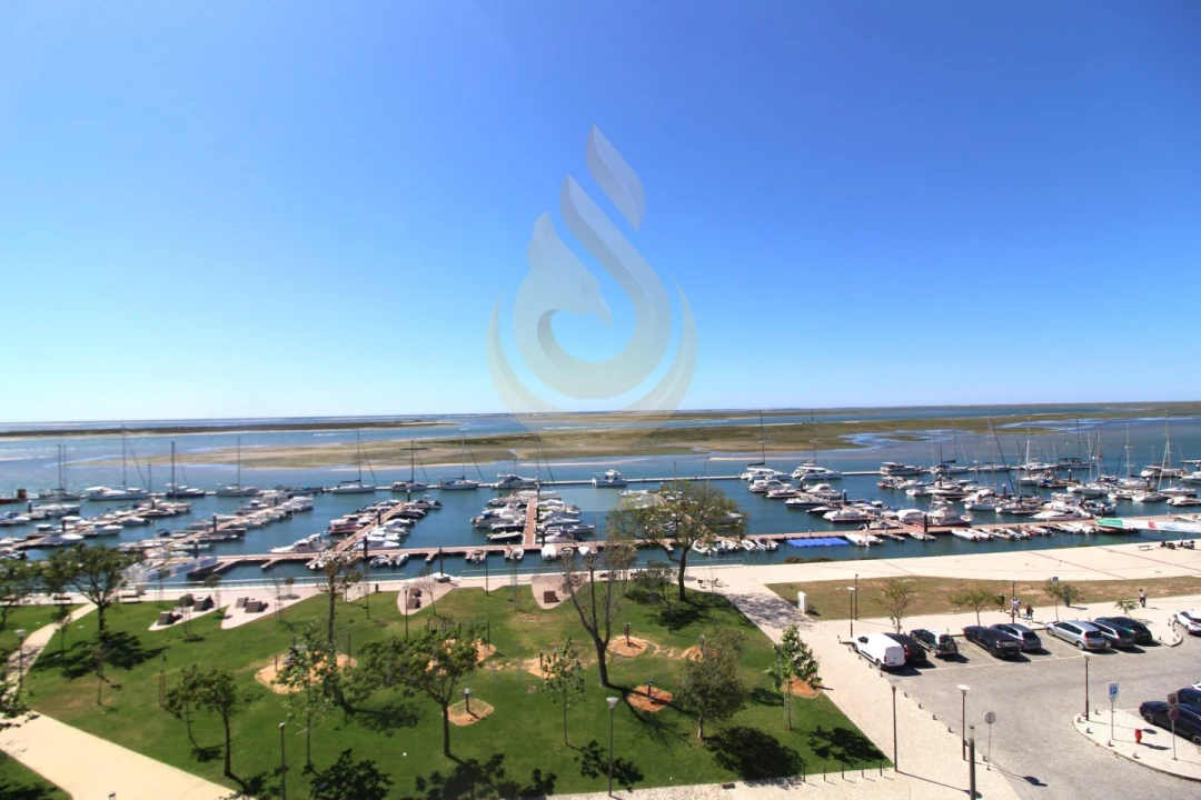 Apartamento T2 para Venda em Olhão Foto 9