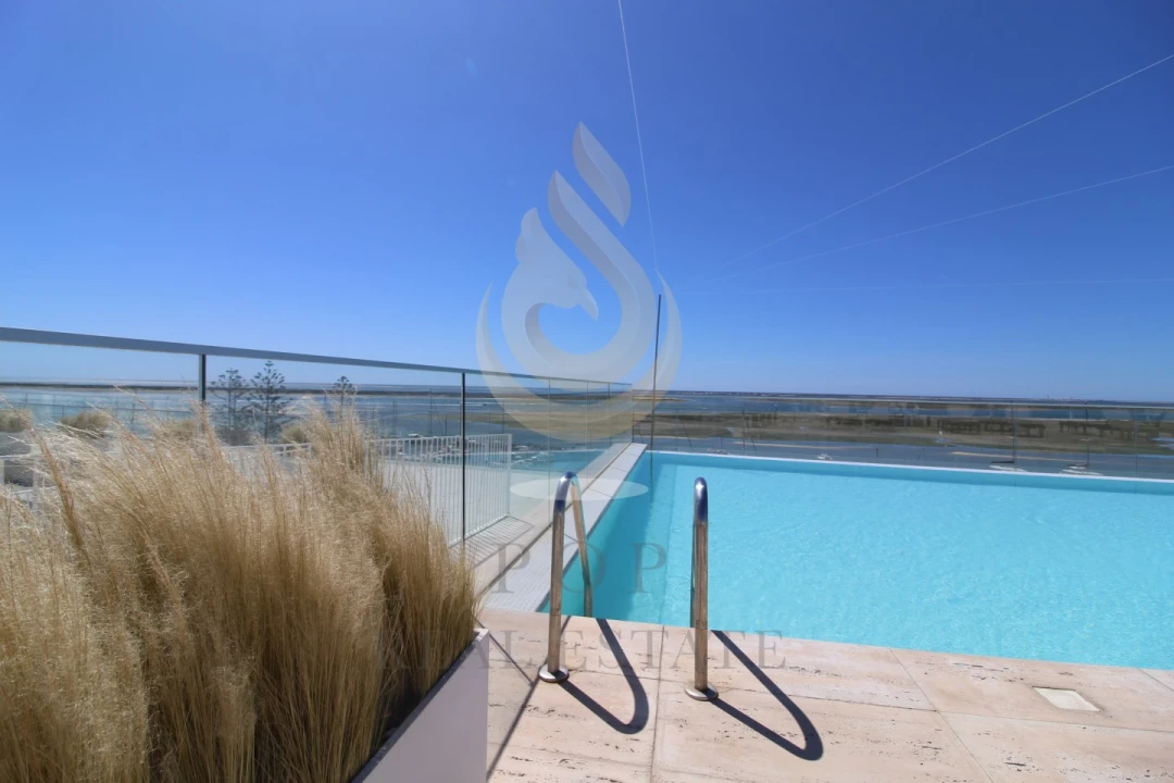 Apartamento T2 para Venda em Olhão Foto 23