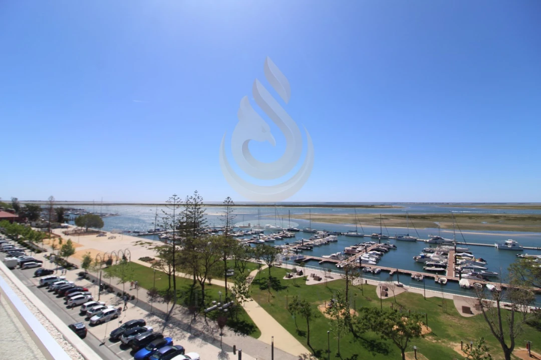 Apartamento T2 para Venda em Olhão Foto 8