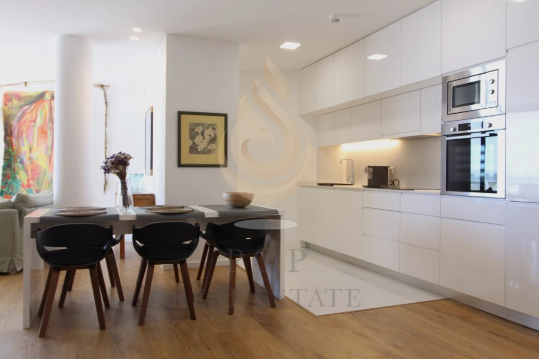 Apartamento T2 para Venda em Olhão Foto 3