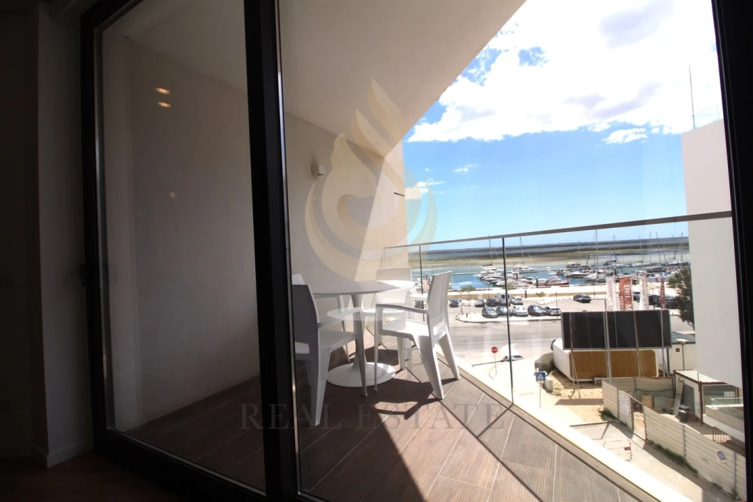 Apartamento T2 para Venda em Olhão Foto 7