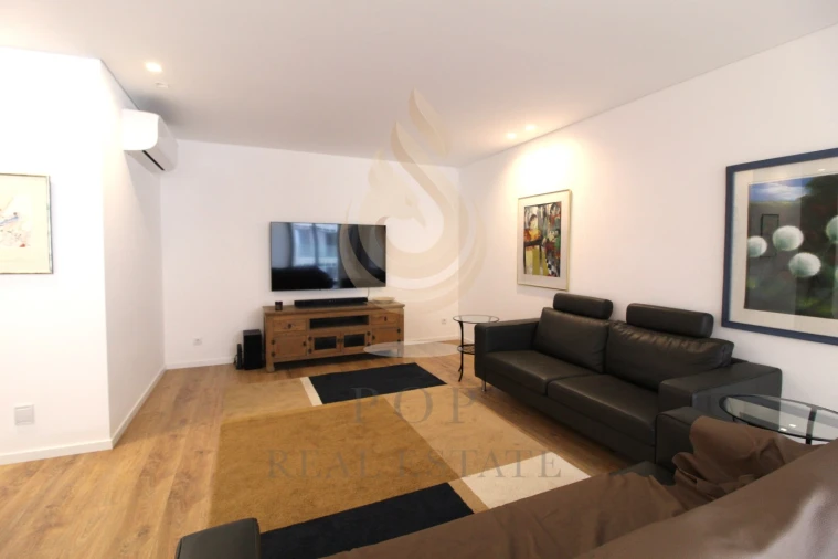 Apartamento T2 para Venda em Olhão Foto 2