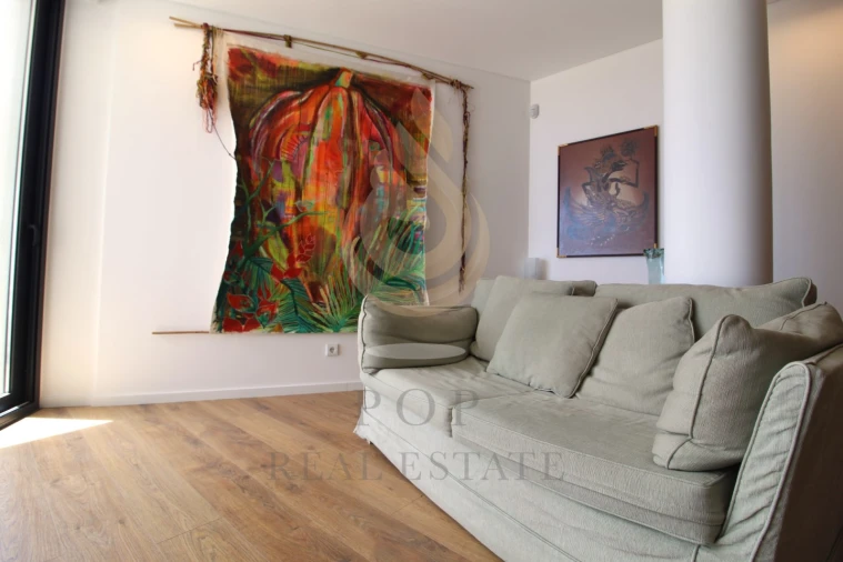 Apartamento T2 para Venda em Olhão Foto 6