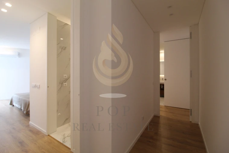 Apartamento T2 para Venda em Olhão Foto 17