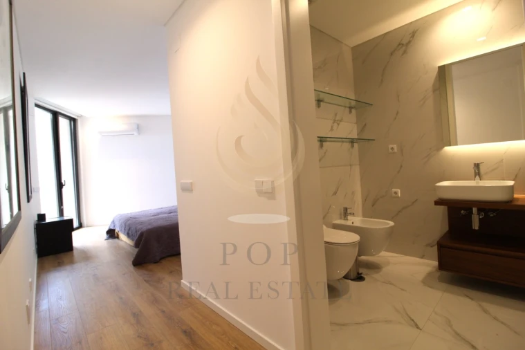 Apartamento T2 para Venda em Olhão Foto 18