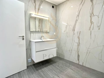 Apartamento T3 para Venda em Quelfes