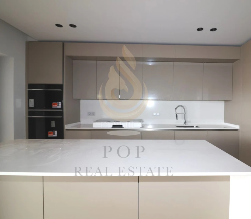 Apartamento T4 para Venda em Faro (Sé e São Pedro) Foto 3