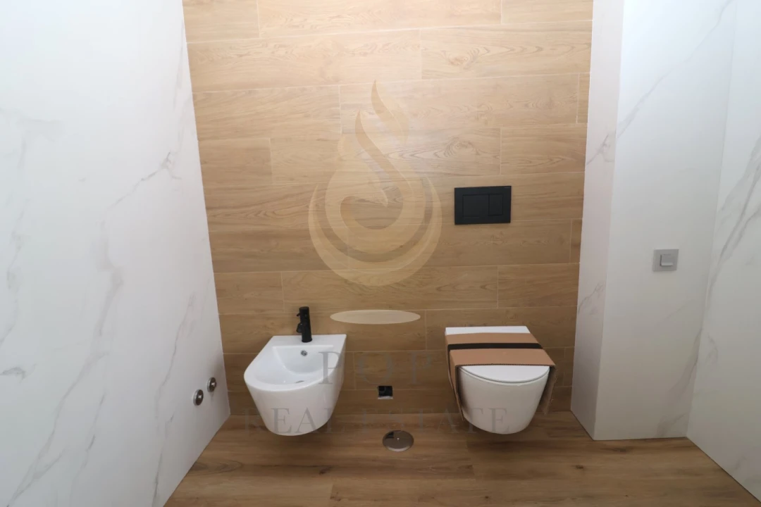 Apartamento T4 para Venda em Faro (Sé e São Pedro) Foto 12