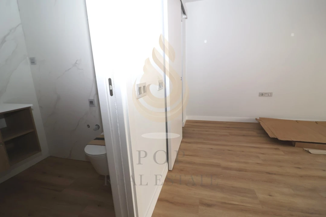 Apartamento T4 para Venda em Faro (Sé e São Pedro) Foto 14