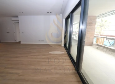Apartamento T4 para Venda em Faro (Sé e São Pedro)
